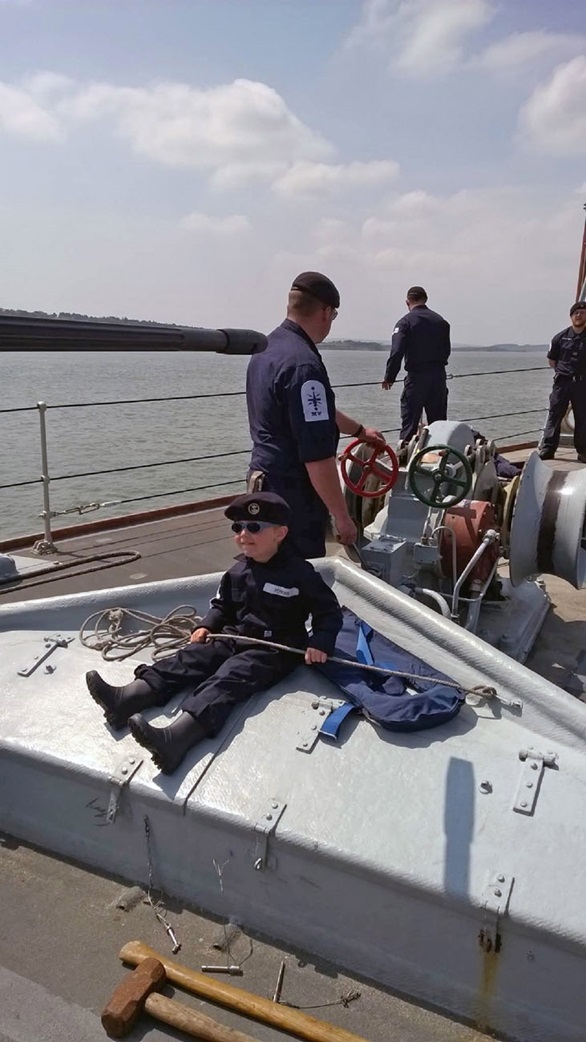 Families and affiliates flock to HMS Atherstone